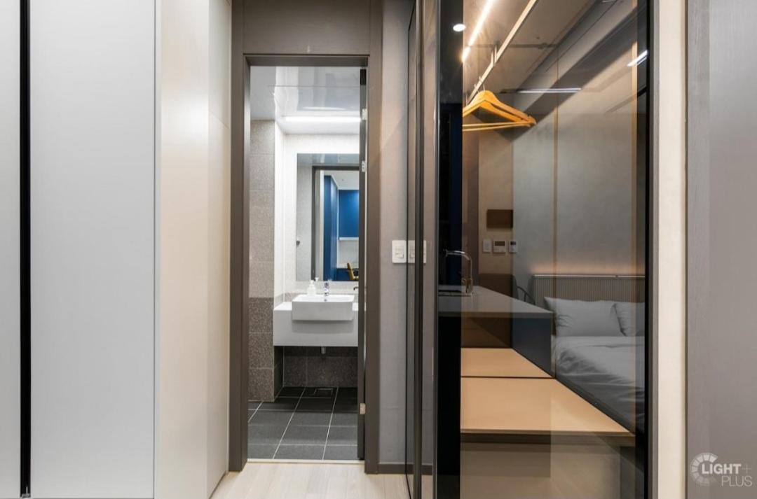 Apartment Brand New With Family Busan